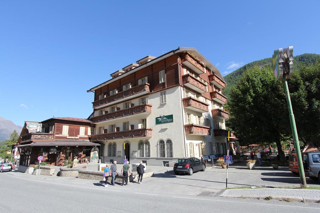 Residence Albergian Pragelato Exteriér fotografie
