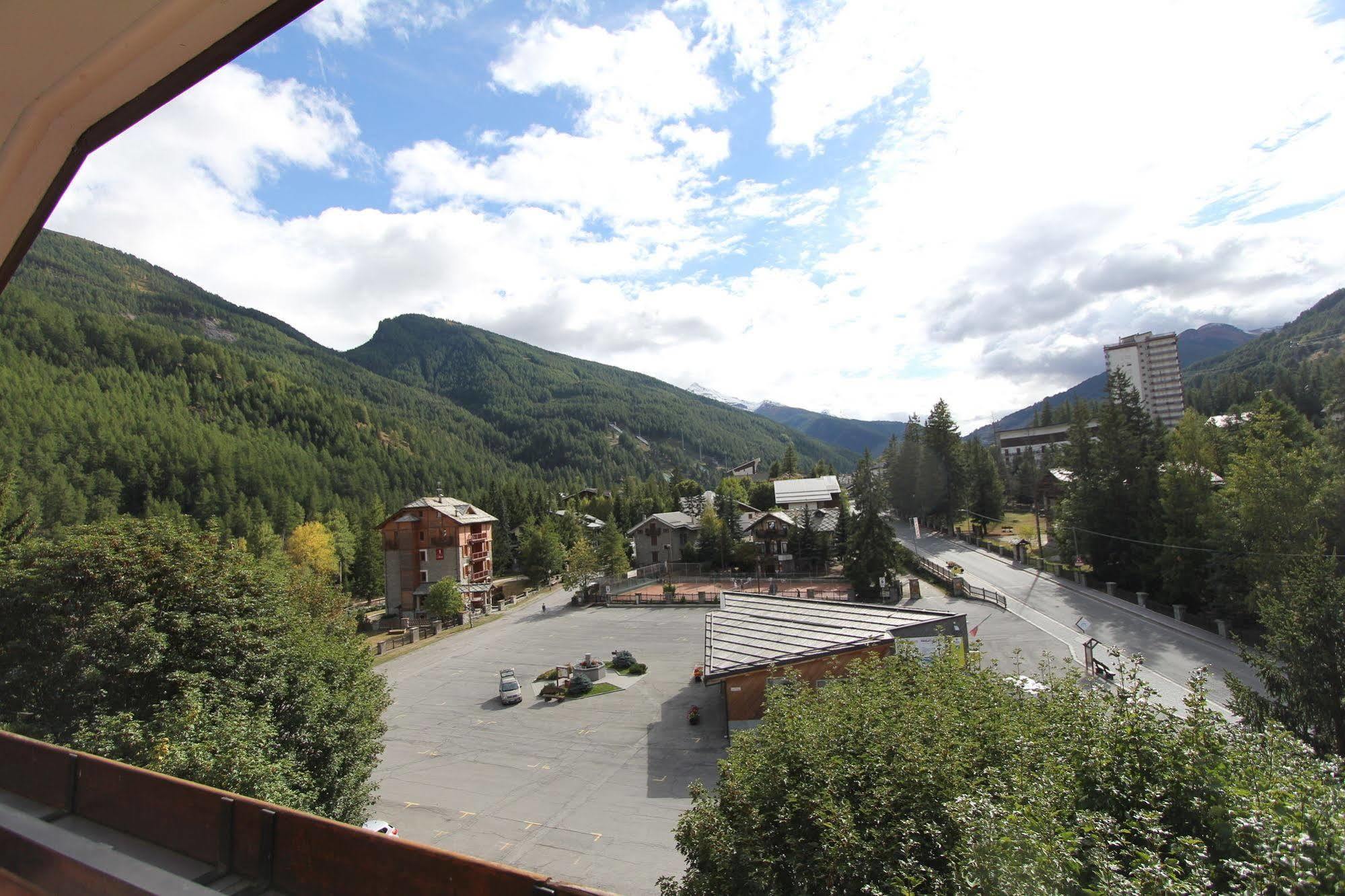 Residence Albergian Pragelato Exteriér fotografie